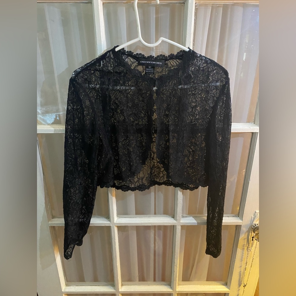 Lace Black Shrug